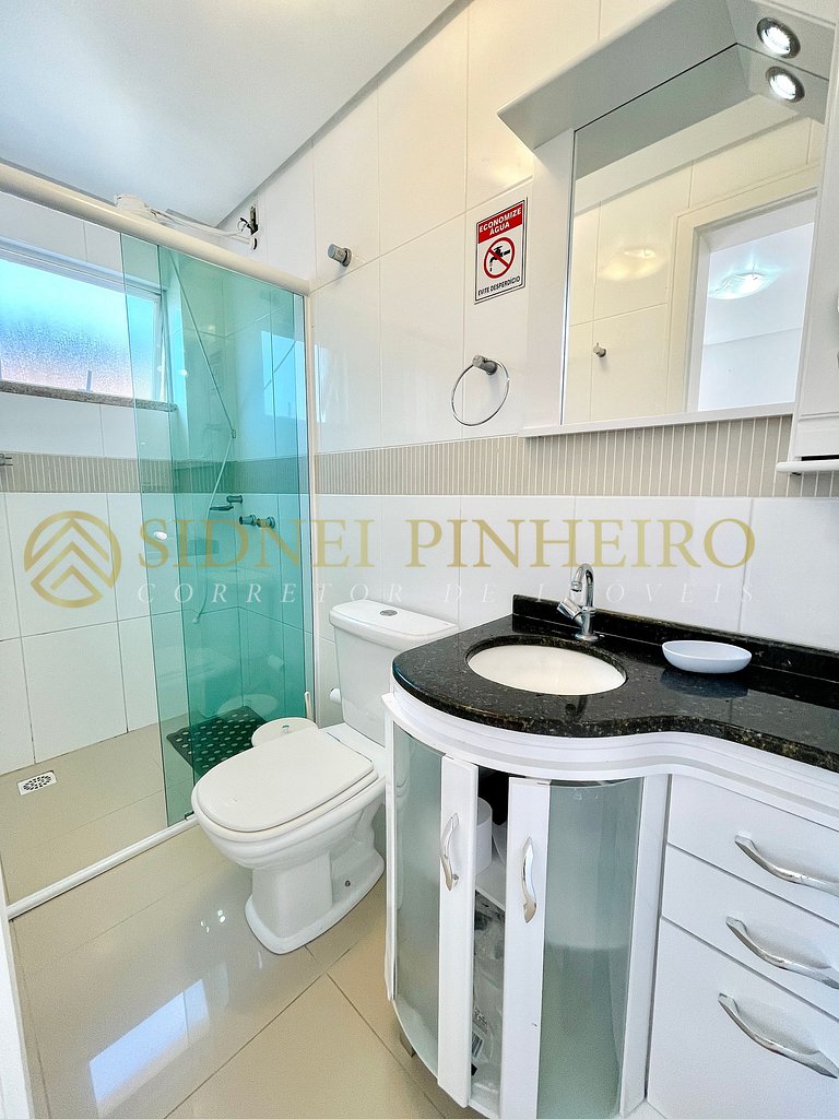504 - Apartamento 2 dormitórios na Praia de Bombinhas