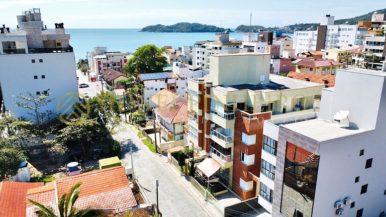 504 - Apartamento 2 dormitórios na Praia de Bombinhas