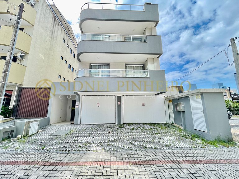 511 - Apartamento de 2 dormitórios na Praia de Bombas