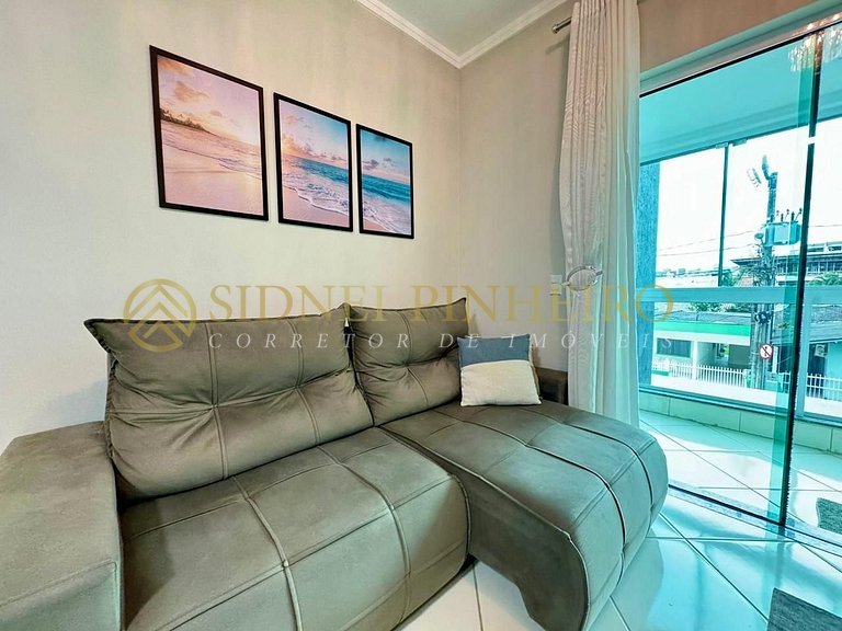 018 - Apartamento de 2 dormitórios na Praia de Bombas