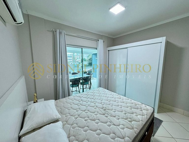 018 - Apartamento de 2 dormitórios na Praia de Bombas