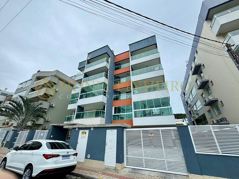 018 - Apartamento de 2 dormitórios na Praia de Bombas