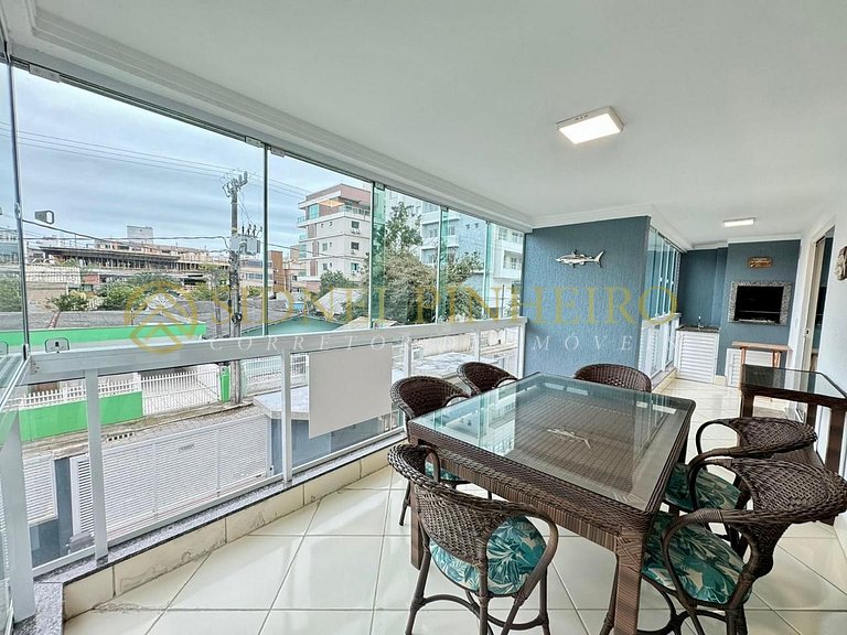 018 - Apartamento 02 dormitórios na Praia de Bombas