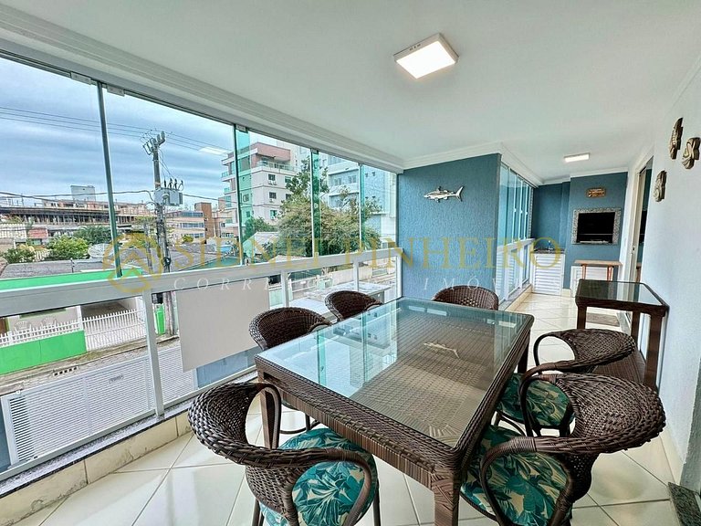 018 - Apartamento de 2 dormitórios na Praia de Bombas