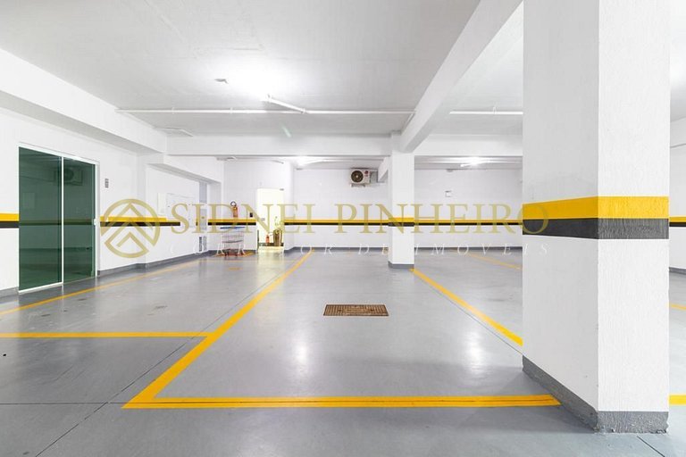 017 - Apartamento com 2 dormitórios na Praia de Bombas