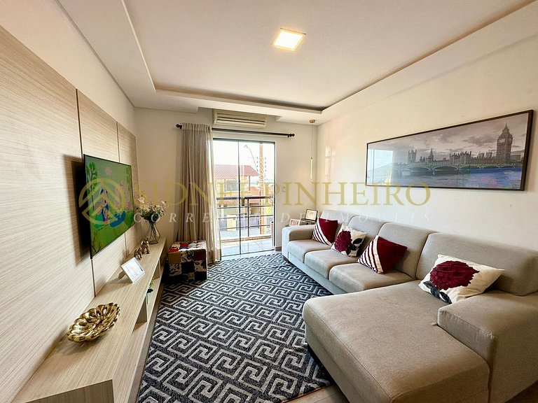 521 - Apartamento 3 dormitórios em Canto Grande
