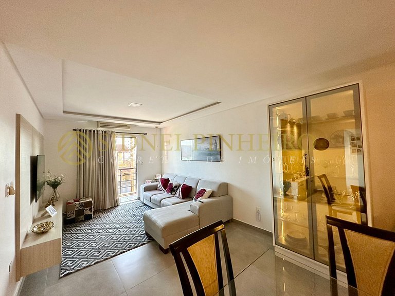 521 - Apartamento 3 dormitórios em Canto Grande