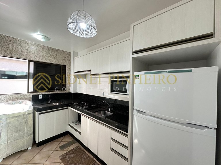 500 - Apartamento 2 dormitórios na Praia de Bombas