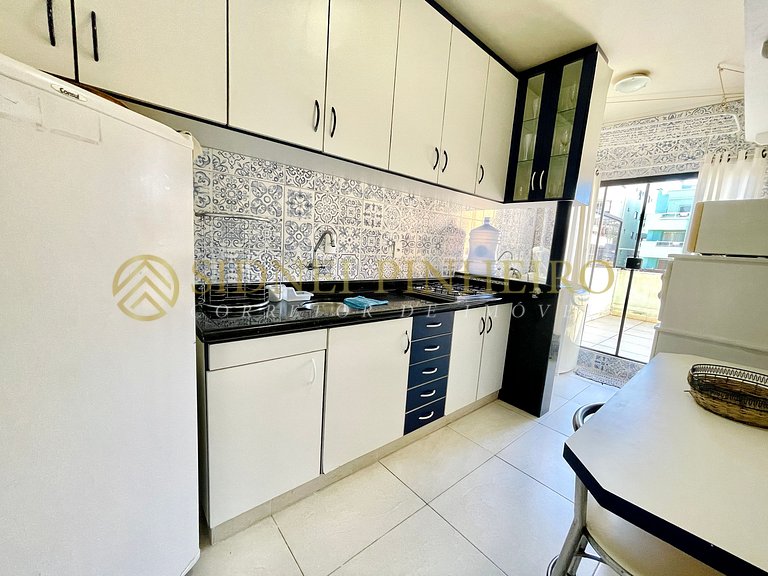 528 - Apartamento 2 dormitórios na Praia de Bombas