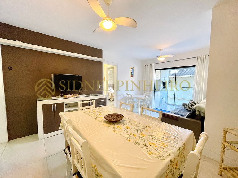 528 - Apartamento 2 dormitórios na Praia de Bombas