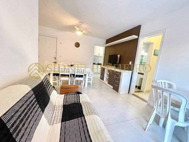 528 - Apartamento 2 dormitórios na Praia de Bombas