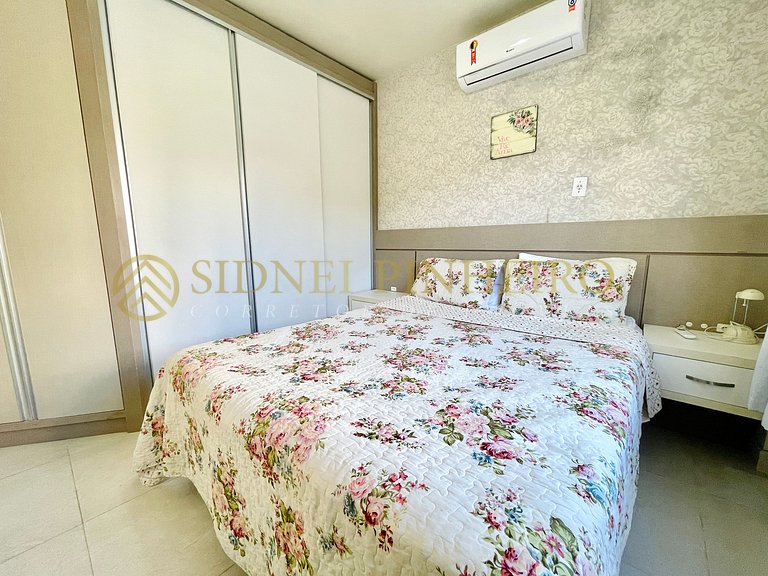 528 - Apartamento 2 dormitórios na Praia de Bombas