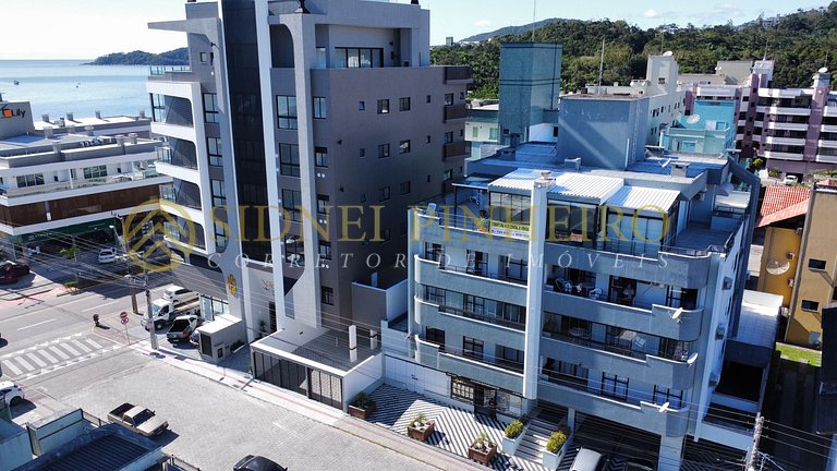 528 - Apartamento 2 dormitórios na Praia de Bombas