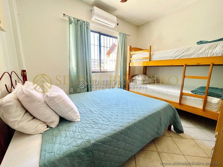 527 - Apartamento de 2 dormitórios em Bombas