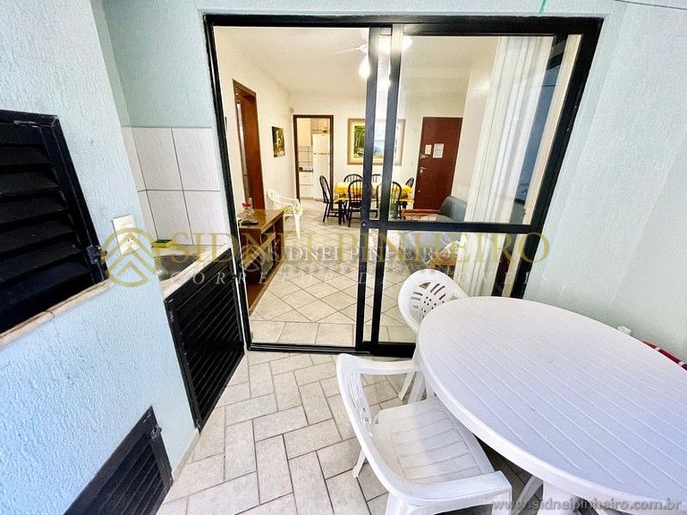 527 - Apartamento de 2 dormitórios em Bombas