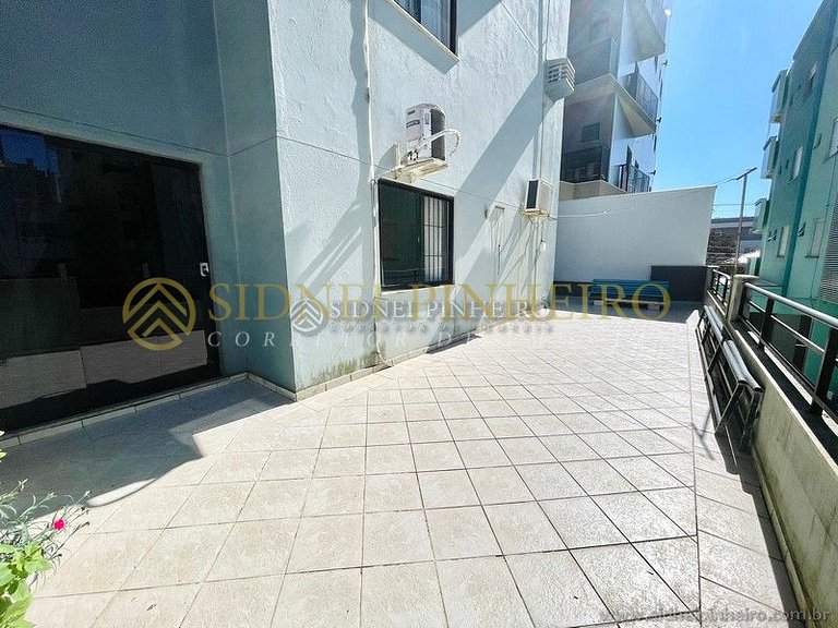 527 - Apartamento de 2 dormitórios em Bombas