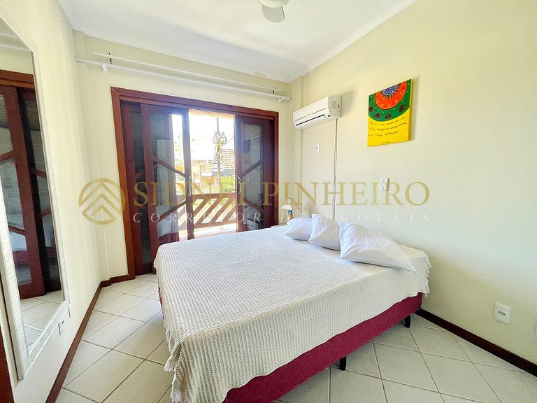004 - Apartamento 02 dormitórios na Praia do Centro