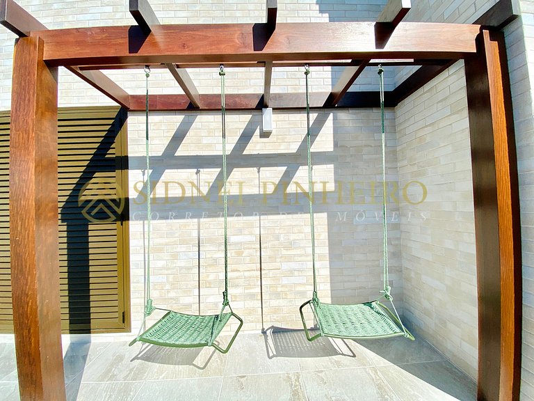 008 - Apartamento com piscina no centro de Bombinhas