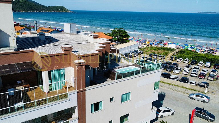 012 - Cobertura duplex na Praia de Mariscal