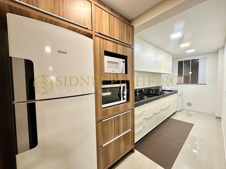 006 - Apartamento de 2 dormitórios em Bombas