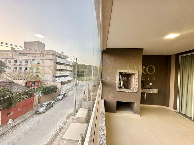 006 - Apartamento de 2 dormitórios em Bombas