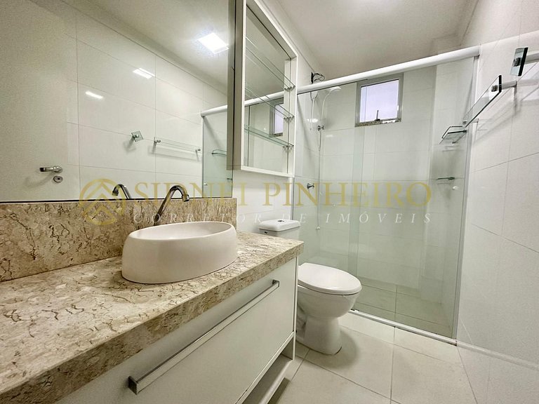 020 - Apartamento 2 dormitórios na Praia de Bombas
