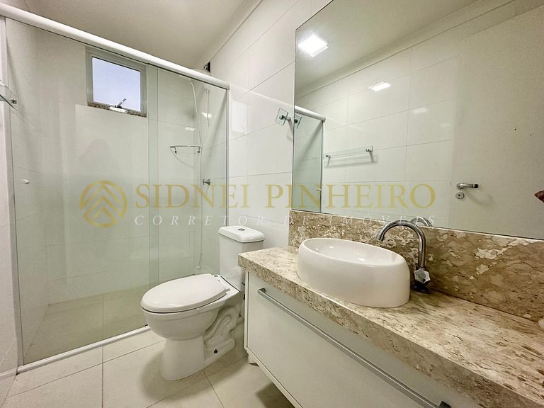 020 - Apartamento 2 dormitórios na Praia de Bombas