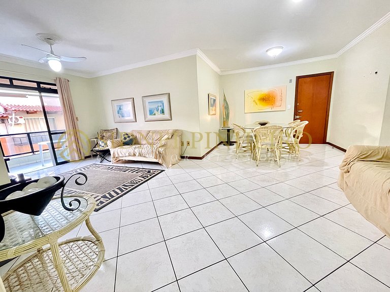 501 - Apartamento de 3 dormitórios em Bombas