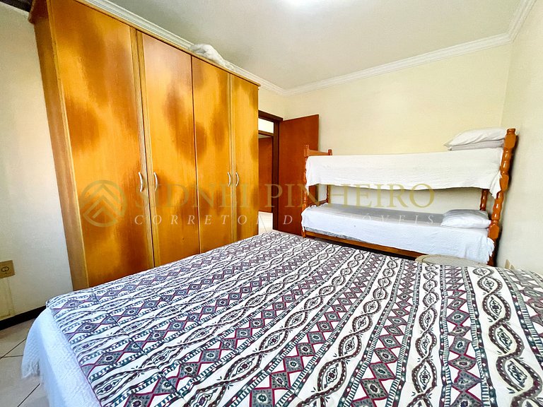 501 - Apartamento de 3 dormitórios em Bombas