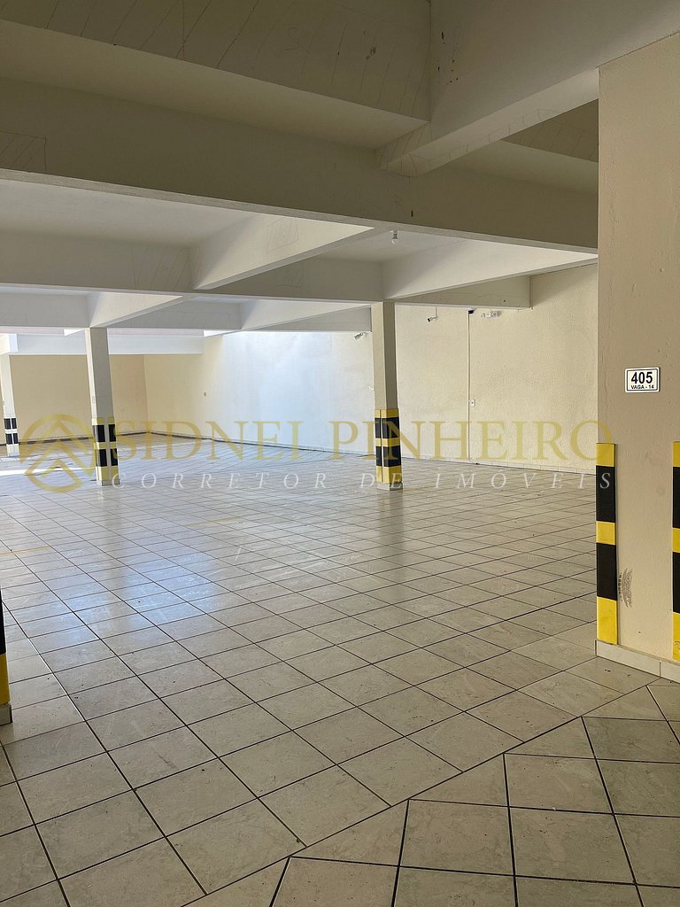 501 - Apartamento de 3 dormitórios em Bombas