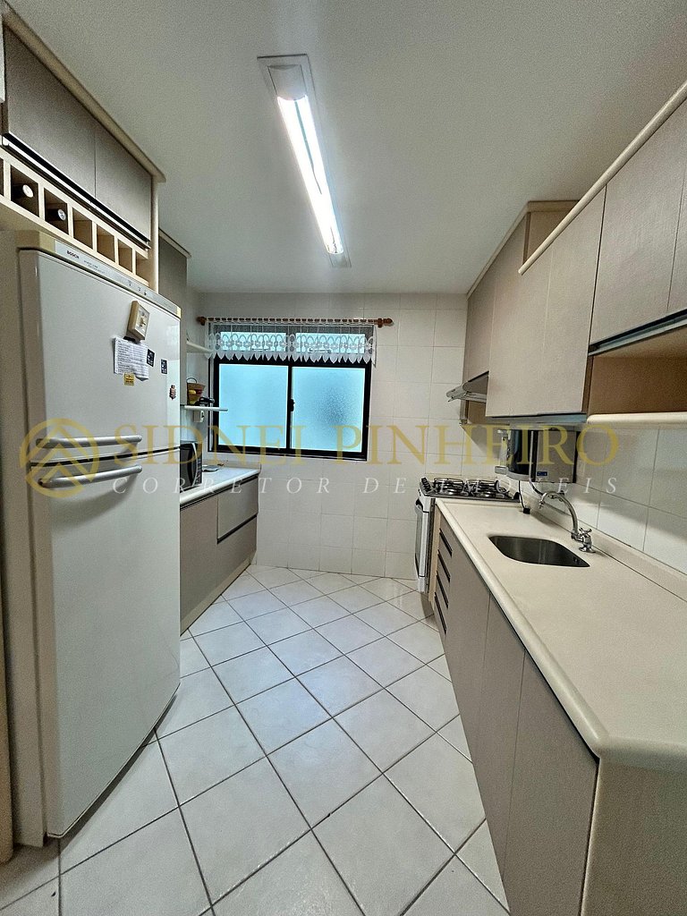 507 - Apartamento de 3 dormitórios com vista mar