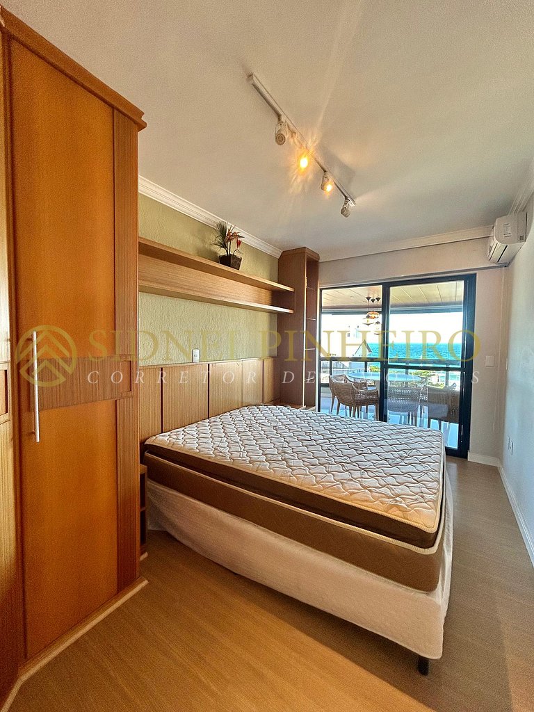 507 - Apartamento de 3 dormitórios com vista mar