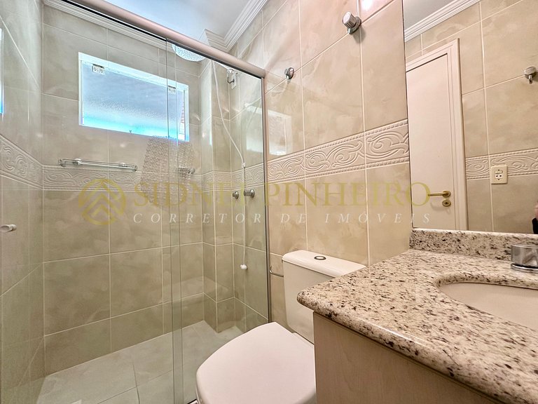 538 - Apartamento com piscina coletiva em 4 Ilhas