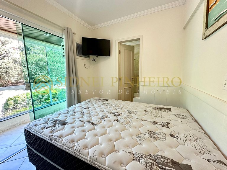 538 - Apartamento com piscina coletiva em 4 Ilhas