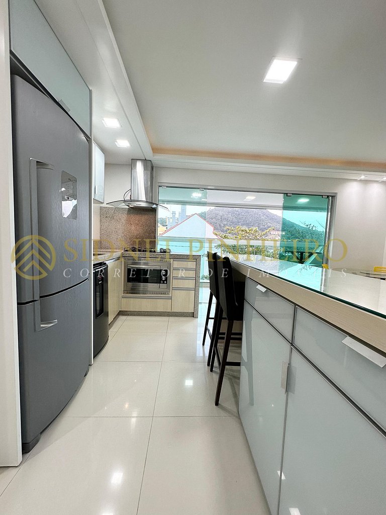 002 - Apartamento 2 dormitórios na Praia de 4 Ilhas
