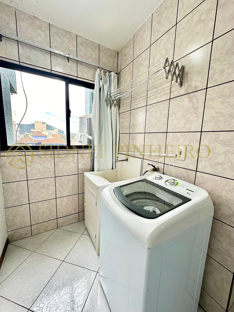 539 - Apartamento 3 dormitórios na Praia de Bombas