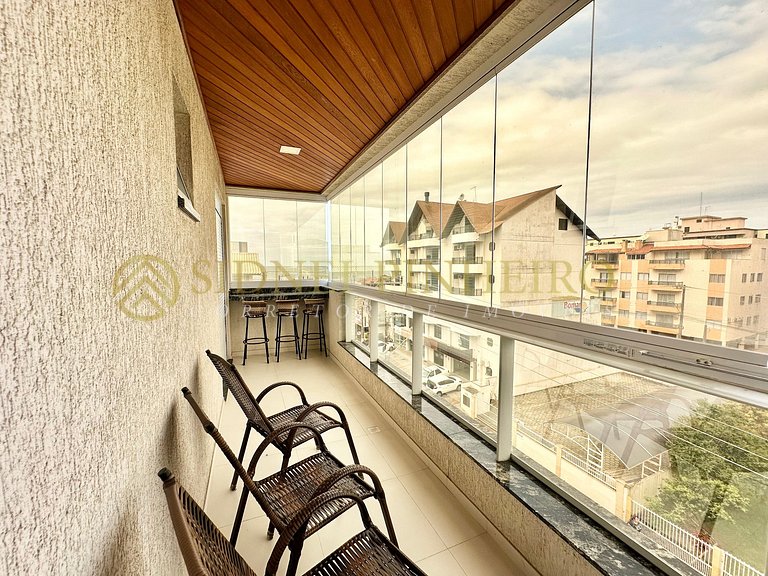 545 - Apartamento 3 dormitórios frente avenida