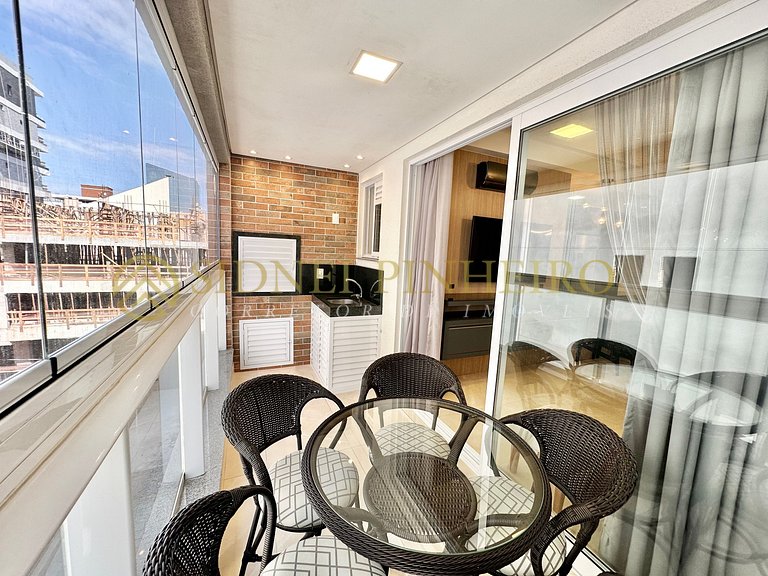 011 - Apartamento 02 dormitórios com piscina e jacuzzi colet