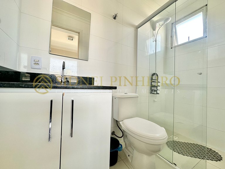 013 - Apartamento 3 dormitórios na Praia de Bombas