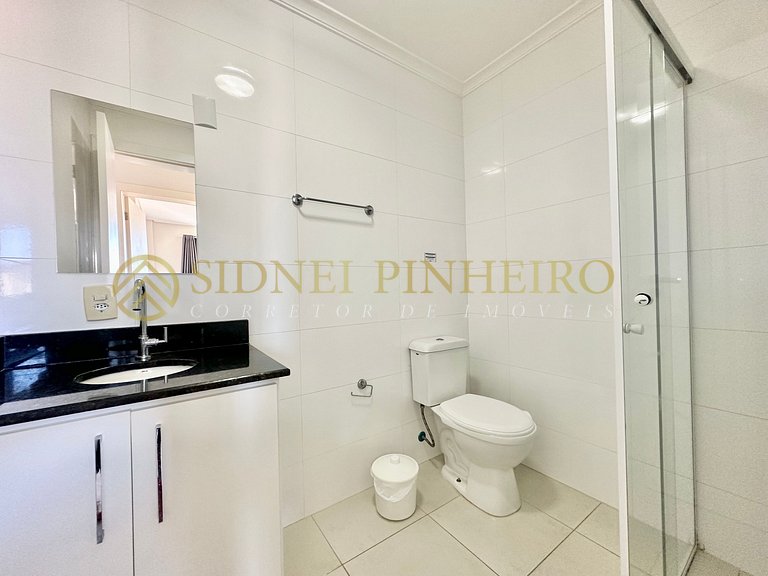 013 - Apartamento 3 dormitórios na Praia de Bombas