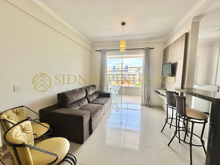 013 - Apartamento 3 dormitórios na Praia de Bombas