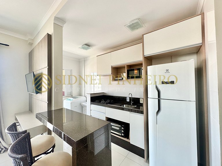 013 - Apartamento 3 dormitórios na Praia de Bombas
