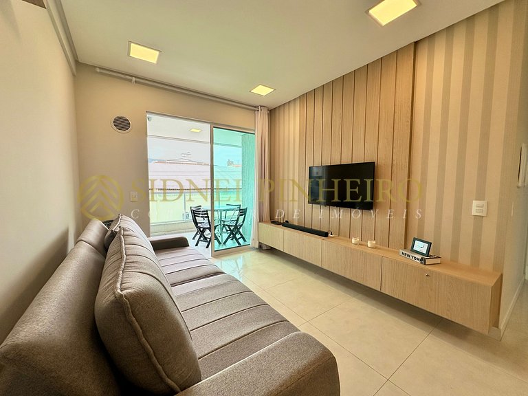 572 - Apartamento 02 dormitórios na Praia de Bombas