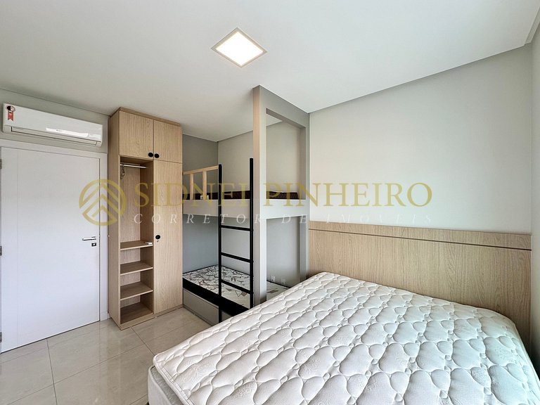 017 - Apartamento com 2 dormitórios na Praia de Bombas