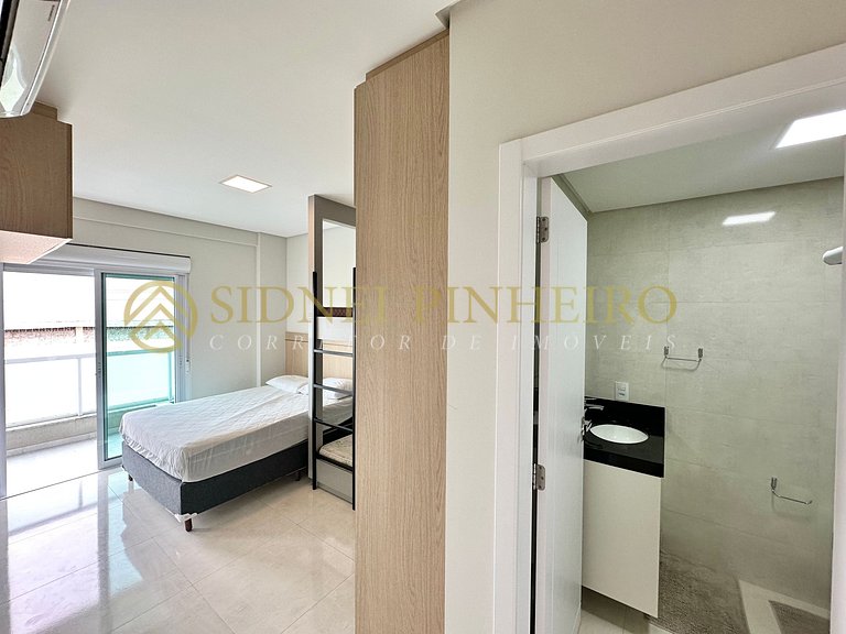 572 - Apartamento 02 dormitórios na Praia de Bombas