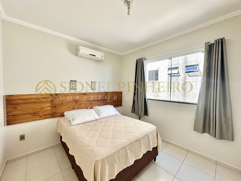 514 - Apartamento 02 dormitórios na Praia de Bombas