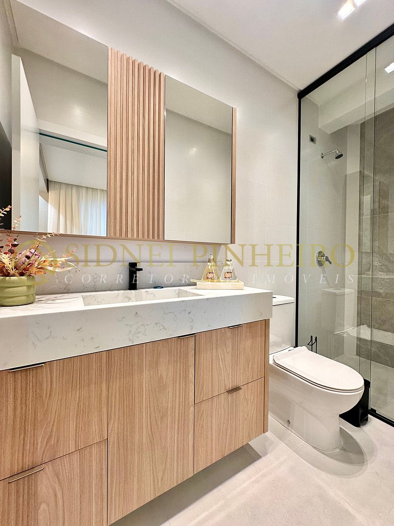 023 - Cobertura loft com jacuzzi privativa