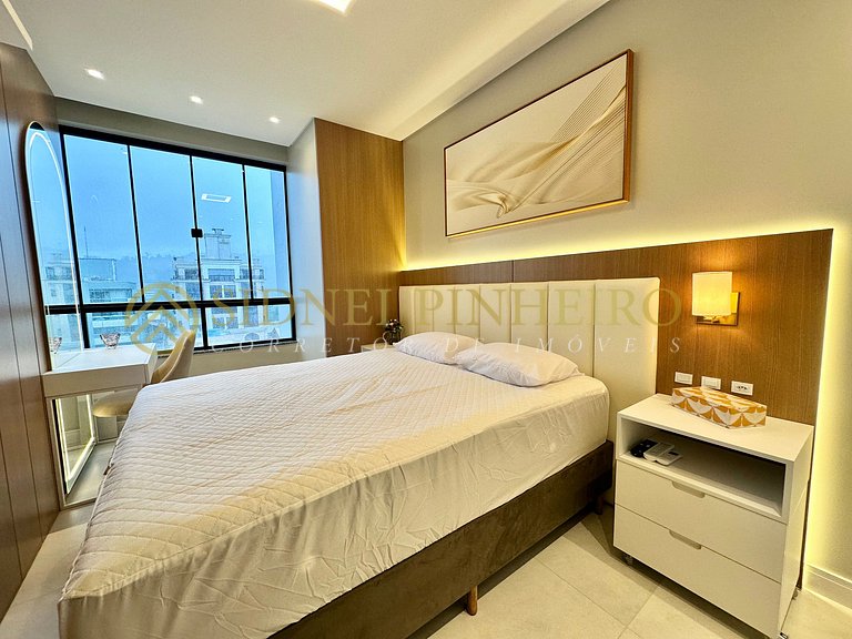 024 - Apartamento 02 dormitórios na Praia de Bombas