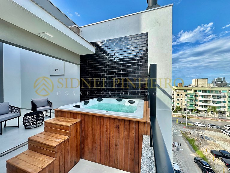 023 - Cobertura loft com jacuzzi privativa