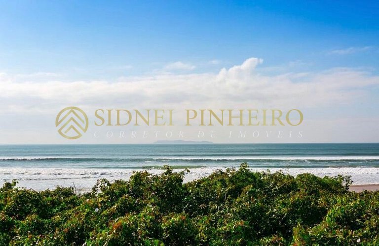 517 - Apartamento frente mar na Praia de Mariscal